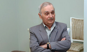 Ион Друцэ - один из самых известных молдавских писателей.