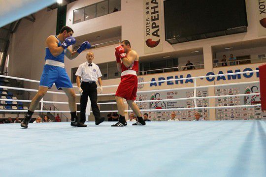 Trei boxeri moldoveni s-au impus la Campionatele Europene de Box din Samokov. Foto: sporter.md