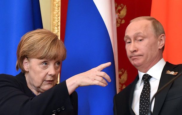 Канцлер Германии уточнила, что в G7 входят "демократические страны, которые разделяют общие ценности".