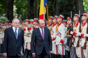 După cum am anunțat ieri, președintele României Traian Băsescu vine astăzi într-o vizită fulger la Chișinău.