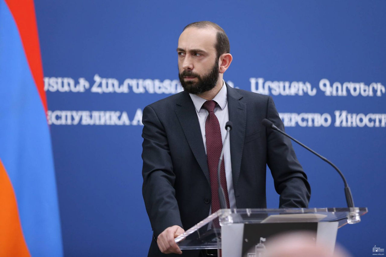 Глава МИД Армении Арарат Мирзоян.