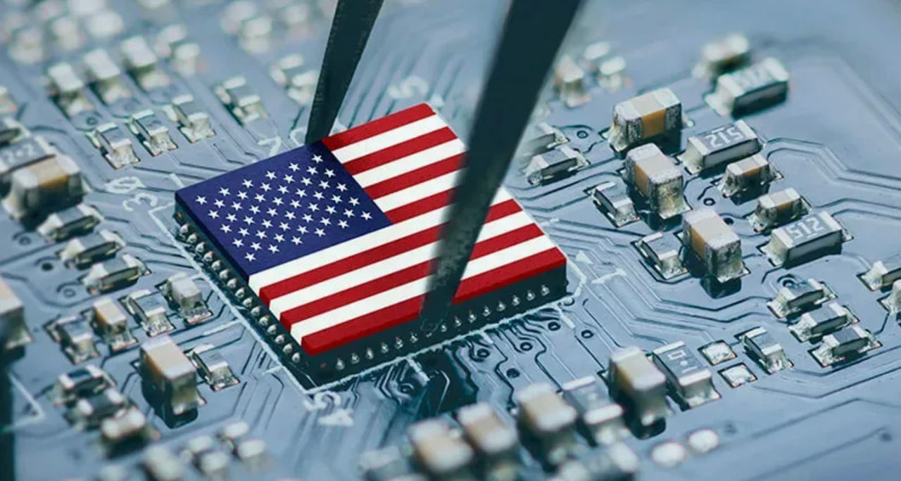 China a demarat două anchete privind semiconductorii din SUA.