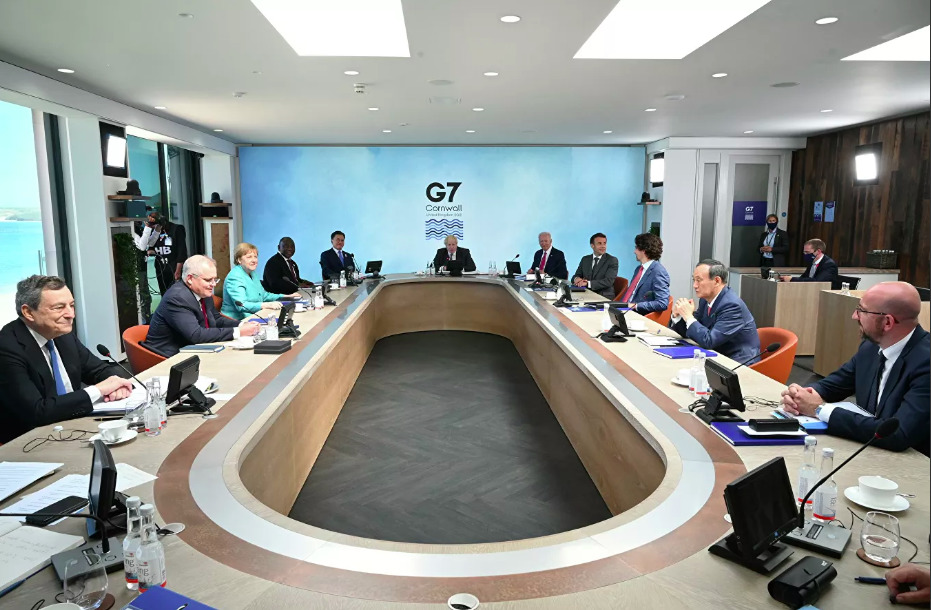 Страны G7 призвали расследовать происхождение коронавируса.