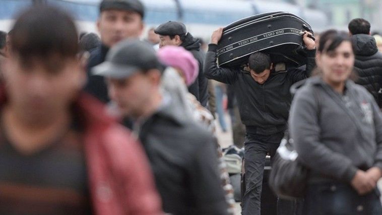 Tot mai puțini moldoveni pleacă în Rusia pentru munci sezoniere