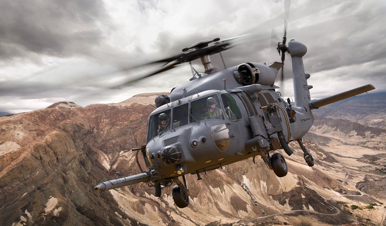 Первый полет вертолета Sikorsky HH-60W сняли на видео.
