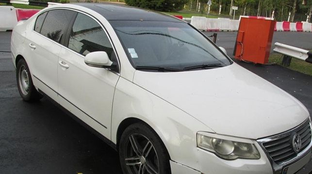 Volkswagen Passat 2008 года выпуска изъят. 