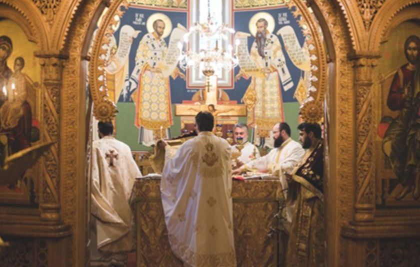 Preot înjunghiat în spate de un enoriaş, într-o biserică din Bucureşti.