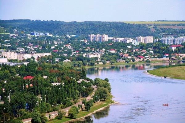 Любой населенный пункт, за исключением Кишинева и победителей прошлых лет, может подать заявку до 10 июля.