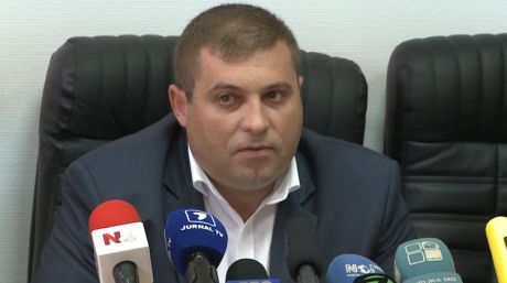 Ca efect al deciziei de ieri, astăzi instituţia este fără conducere, iar activitatea ei este blocată.