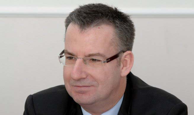  Ambasadorul Dirk Schuebel, şeful delegaţiei UE la Chişinău, a comentat, într-un scurt interviu 