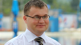 Funcțiile sunt unele temporare, de moment. Nu o dată am spus că ele sunt niște funcții de administrare, niște funcții publice din care vii și pleci