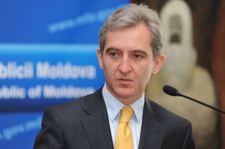 Iar la ministerul Culturii va veni Monica Babuc, șefa organizației municipale de femei a Partidului Democrat.