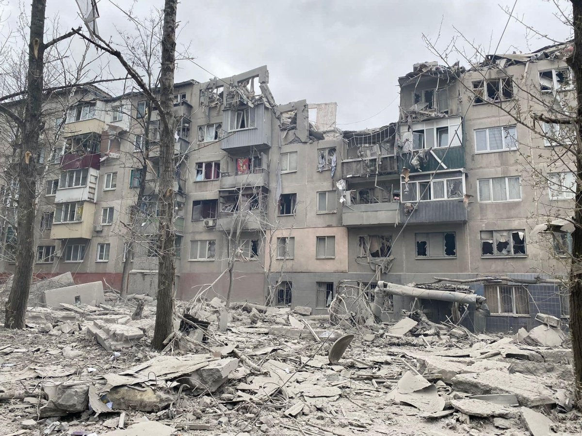 При ударе по Славянску погибли шесть человек.