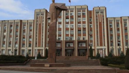 Deocamdată "Gazprom" nu a luat măsuri pentru încasarea forţată a sumei din contul Moldovagaz. 