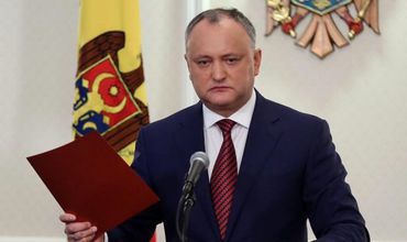 Dodon, disperat. Cere ajutorul Comisiei de la Veneția.