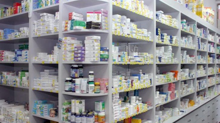 Cum o lege închide singura farmacie universitară. Foto simbol: libertatea.ro