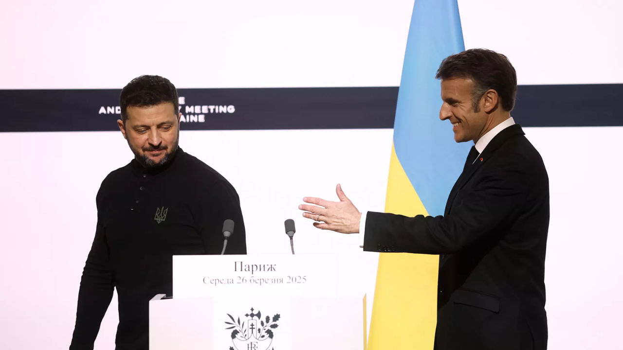 Макрон объявил о новом пакете помощи Киеву на 2 млрд евро.
