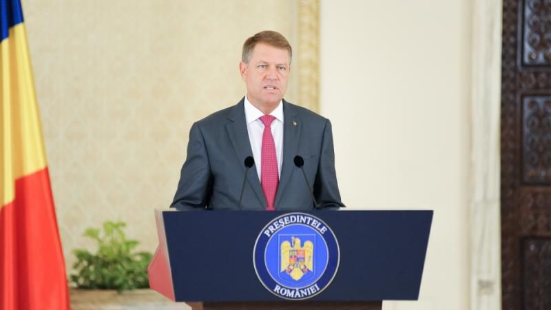 Iohannis cere reexaminarea Legii Centenarului.