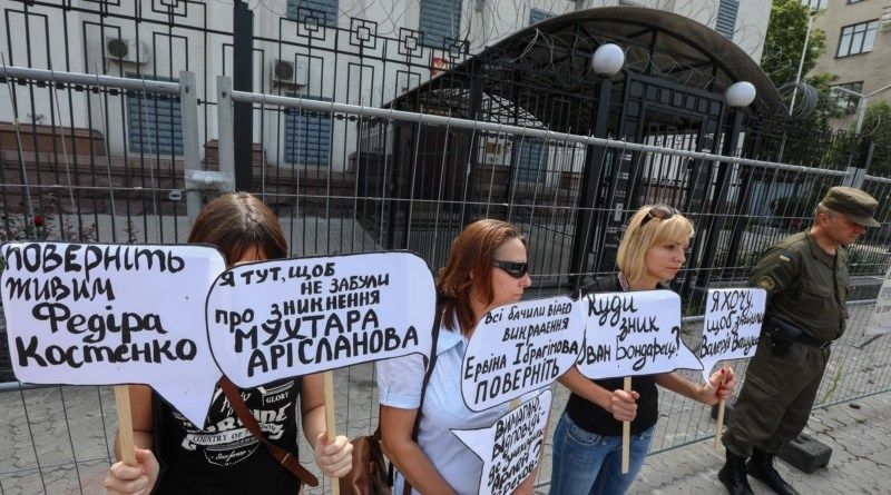 Ucraina: Mai mult de 400 de oameni, dați dispăruți în Donbas