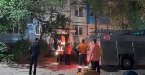 В Бельцах огонь вынудил десятки людей покинуть свои квартиры среди ночи.