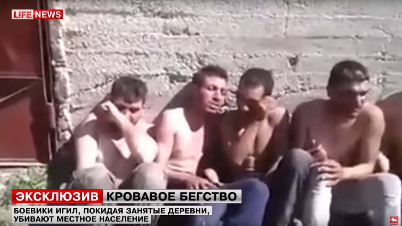 Кровавые расправы и пытки террористы снимают на камеру и мобильные телефоны.