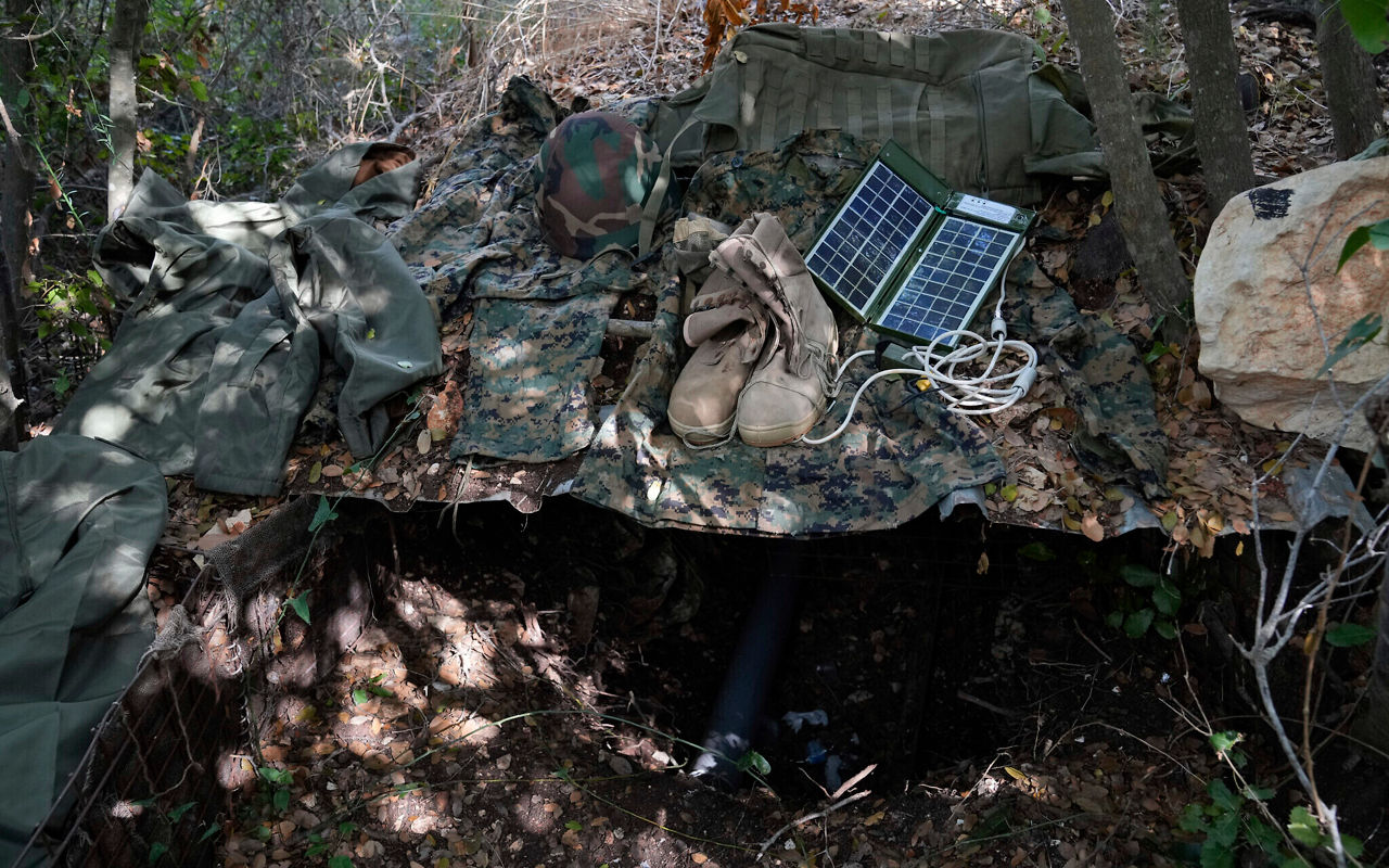 Militarii Tzahal au descoperit o rețea de tuneluri Hezbollah în sudul Libanului.