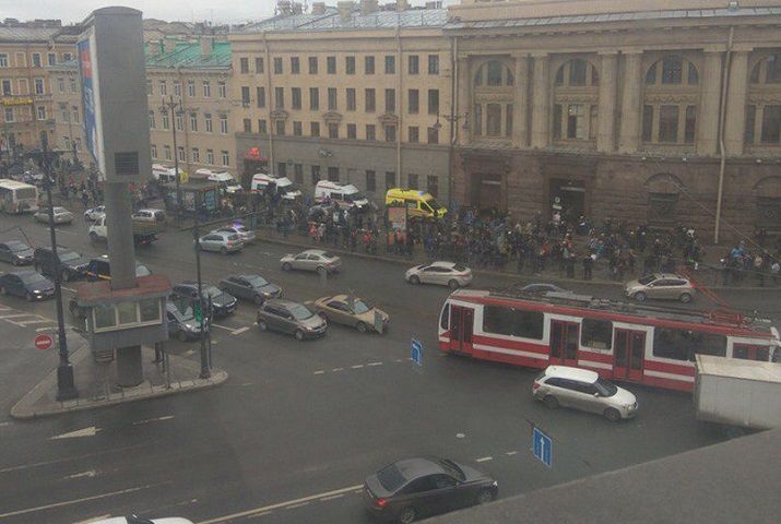 Обстоятельства происшествия устанавливаются.