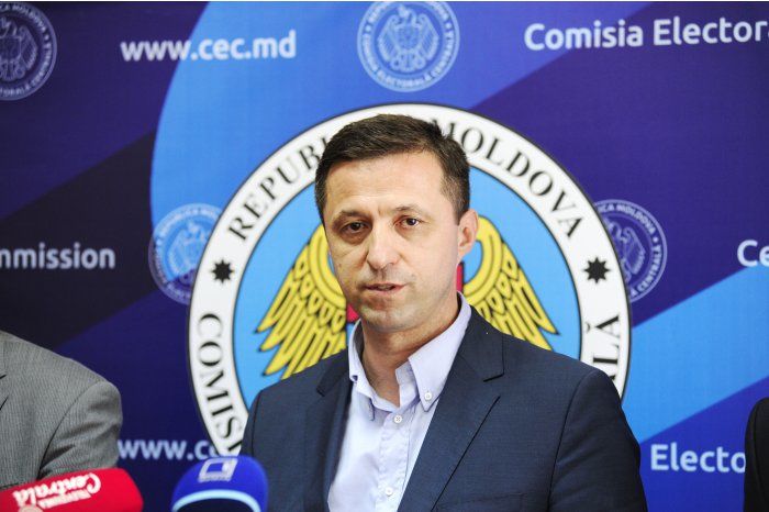 Чимил: Не сообщалось о формировании очередей на участках за рубежом 
