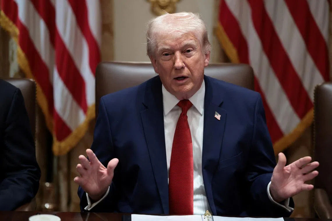 Donald Trump a declarat că dorește să „ia petrolul din Iran”.