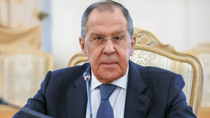 Лавров: Грузы для Украины с возможным оружием станут целями для военных РФ.