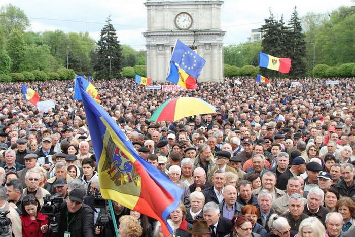 Напомним, что бессрочная акция протеста платформы DA началась 6 сентября.
