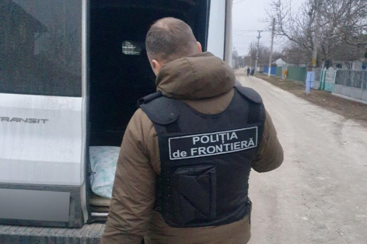 В Бельцах раскрыли дело о контрабанде сигарет: вовлечен бывший пограничный полицейский.