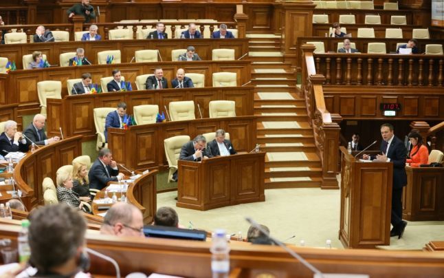 Deputaţii s-au întors la lucru în zadar: Cum a fost prima zi din sesiune. Foto: parlament.md