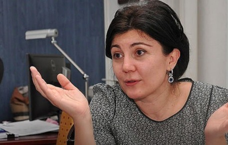 Сильвия Раду ответила на обвинения Мунтяну в незаконной покупке цветов.