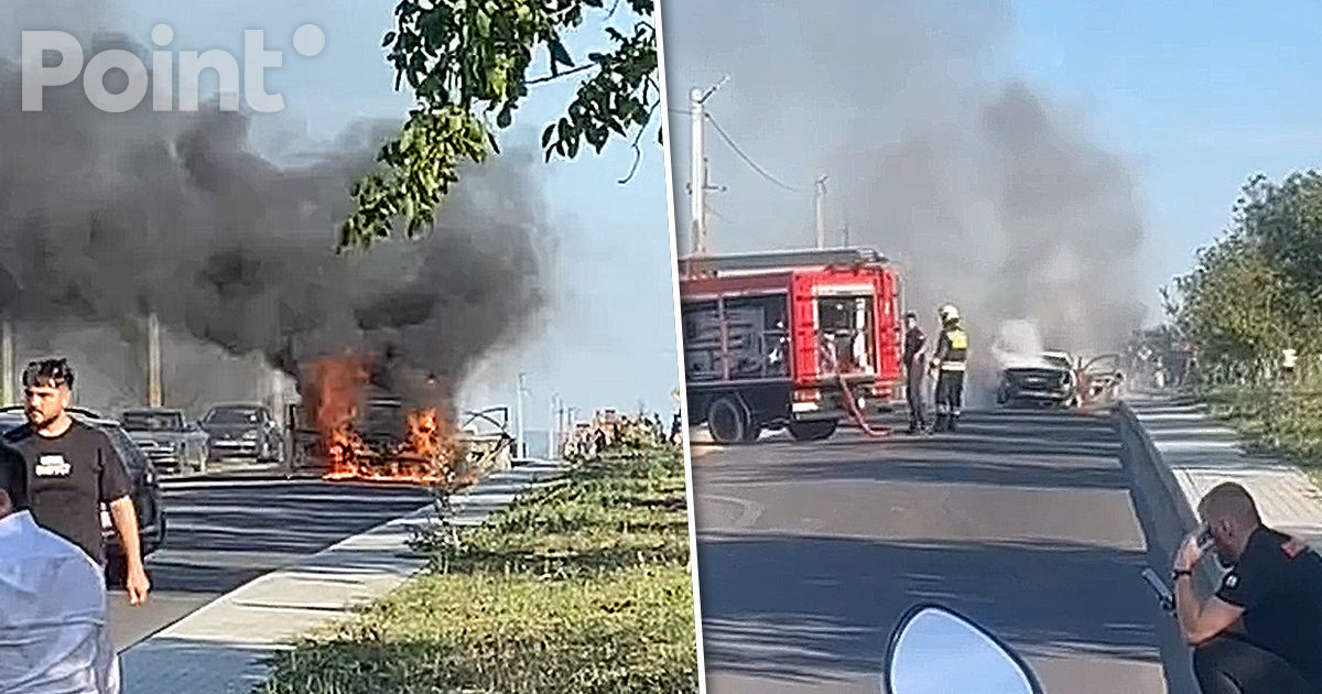 Un automobil a luat foc în satul Colonița.
