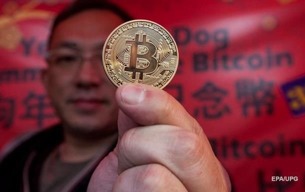 Так за сутки биткоин подорожал на 4,95% и сейчас торгуется на отметке $11 039.