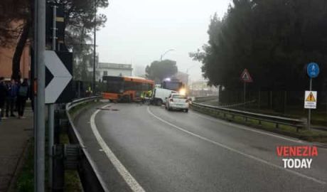 Un bărbat de 43 de ani din Republica Moldova a murit în urma unui grav accident rutier în Italia.
