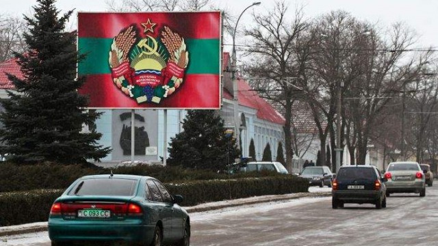 General rus, în inspecţie în regiunea Transnistreană. Foto: omg.md