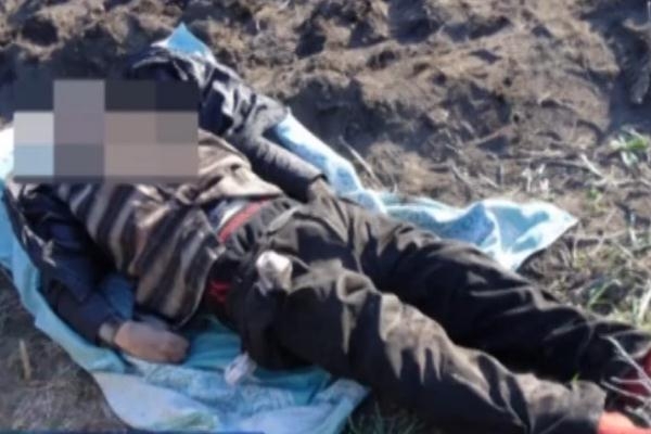 Potrivit poliției, crima a fost săvârșită de un consătean de 29 de ani, căruia victima îi împrumutase 100 de euro.