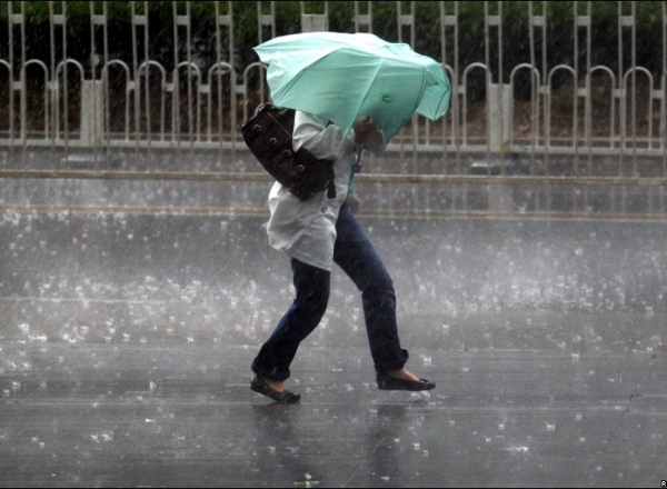 Spre sfarsitul saptamanii se va mai incalzi usor. Sambata maxima va fi de 16 grade Celsius, iar duminica – de 20 de grade.