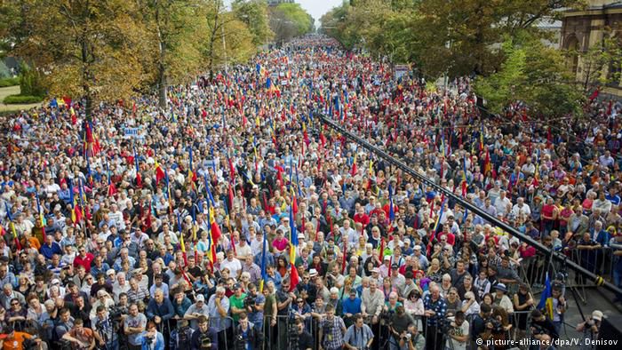 Воскресная акция дала старт бессрочному протесту левых сил.