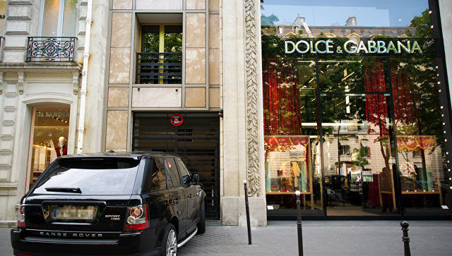 Китайские магазины объявили бойкот Dolce&amp;Gabbana.