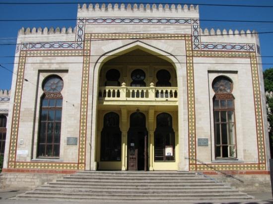 Începînd cu 15 mai, Muzeul de Etnografie și Istorie Naturală din Chișinău va găzdui o expoziție a liliecilor.
