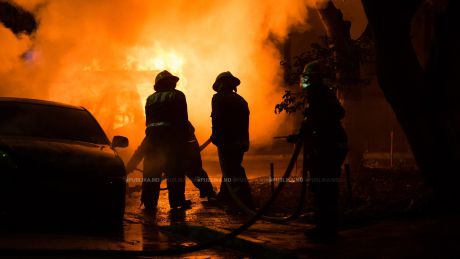 Un incendiu a distrus noaptea trecută un cazinou din sectorul Botanica al Capitalei. Foto: publika.md
