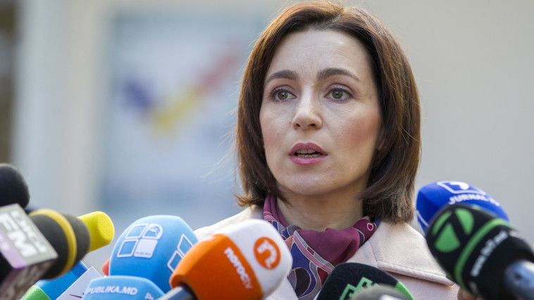 Maia Sandu cere secții de votare suplimentare pentru diasporă. FOTO: EPA/Dumitru Doru