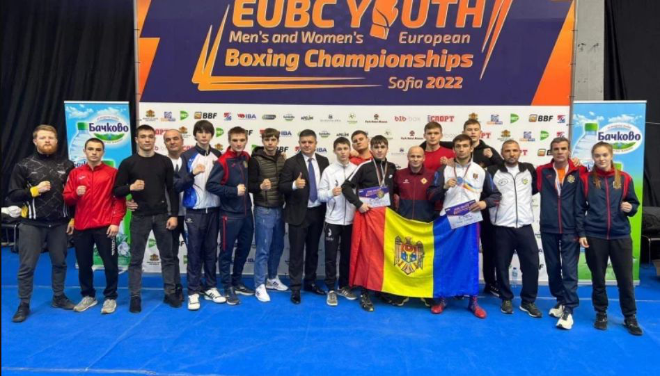 Молдавские боксеры добились успехов на чемпионате Европы.