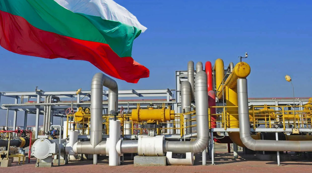 Болгария собирается отсудить у "Газпрома" 400 млн евро за остановку поставок газа.