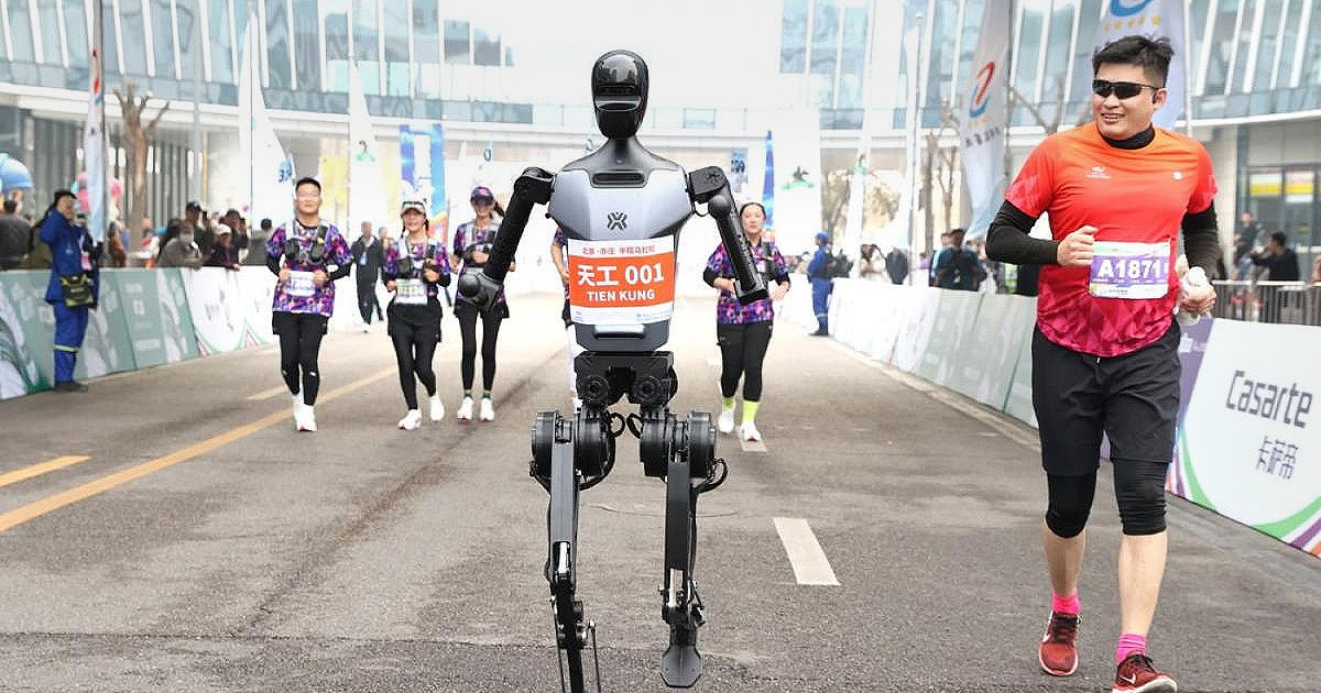 China va găzdui prima cursă comună din lume pentru oameni și roboți.