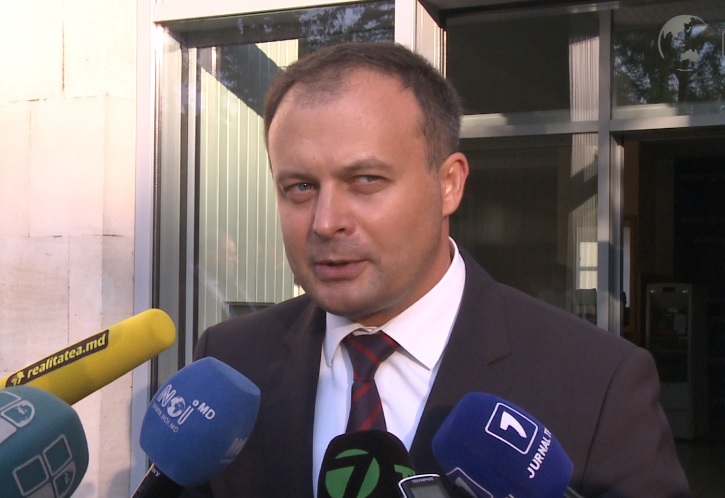 „În urma embargoului instituit de Federația Rusă la importul de fructe și legume moldovenești, producătorii locali nu s-au lăsat păgubiți, dar au început să caute alte posibilități”.