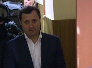Журналистам общаться с Филатом запретили.